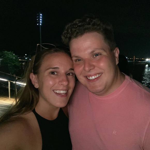 Meet your Posher, Amanda - Picture 1 of 1